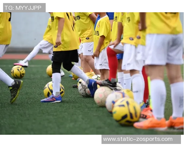 激发孩子们的足球热情小学足球兴趣培养计划全面启动